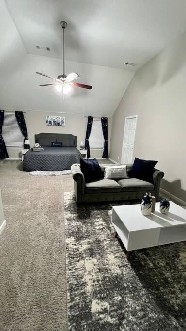أتلانتا One Chance Luxury Estate - King & Queen Suites! المظهر الخارجي الصورة